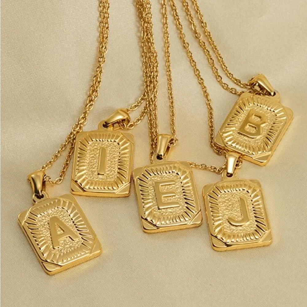 Luxe Golden [A] Bar Necklace - Picture 2 of 6